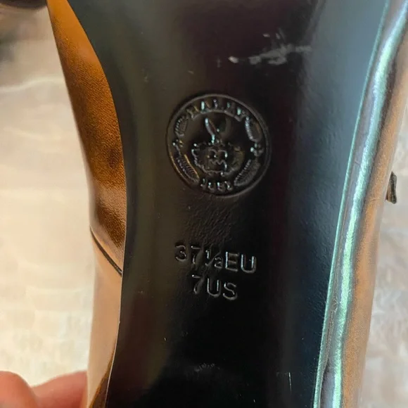 Gorgeous Bally Peep-Toe Heels - Picture 5 of 8